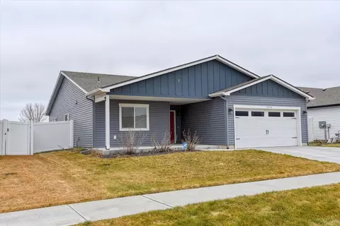 10330 W Salmonberry Rd, Cheney, WA 99004