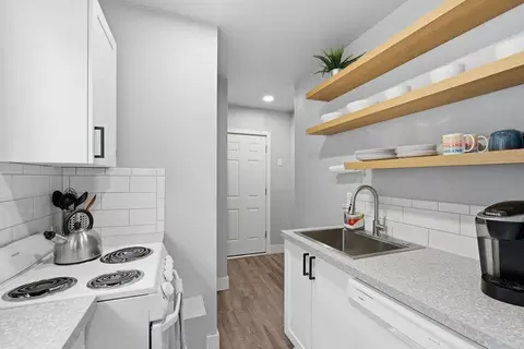 Kitchen - 608 E 33rd Ave, Spokane, WA 99203 photo 3 of 3