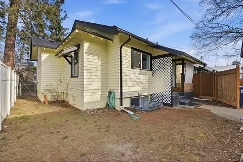 Exterior - 608 E 33rd Ave, Spokane, WA 99203 photo 4 of 6