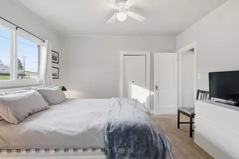 Bedroom - 608 E 33rd Ave, Spokane, WA 99203 photo 4 of 6