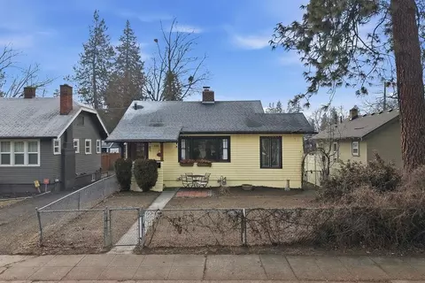 Exterior - 608 E 33rd Ave, Spokane, WA 99203 photo 6 of 6