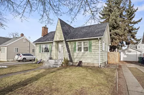 Exterior - 407 E Hoffman Ave, Spokane, WA 99207 photo 3 of 5