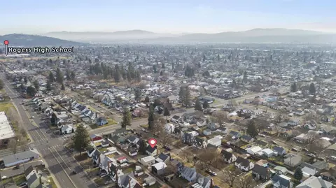 View/Area - 407 E Hoffman Ave, Spokane, WA 99207 photo 8 of 9