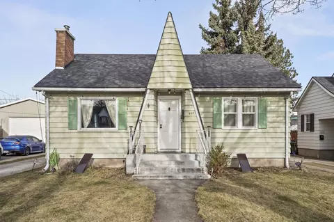 Exterior - 407 E Hoffman Ave, Spokane, WA 99207 photo 2 of 5