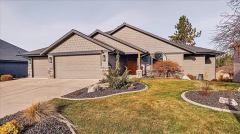Exterior - 1213 E Fireside Ln, Spokane, WA 99208 photo 2 of 5