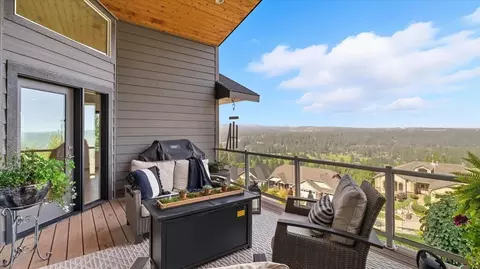 Exterior - 1213 E Fireside Ln, Spokane, WA 99208 photo 3 of 5