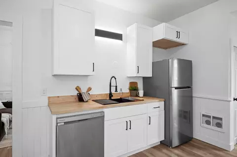 Kitchen - 2304 E 6th Ave, Spokane, WA 99202 photo 1 of 3