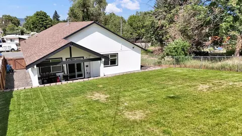 Exterior - 7204 E 4th Ave, Spokane Valley, WA 99212 photo 2 of 6