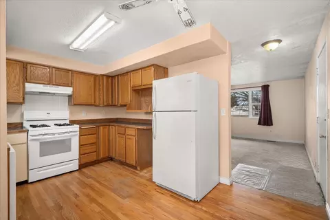 Kitchen - 7721 E Rutter Ave, Spokane Valley, WA 99212 photo 1 of 3
