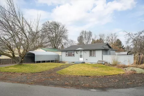 7721 E Rutter Ave, Spokane Valley, WA 99212