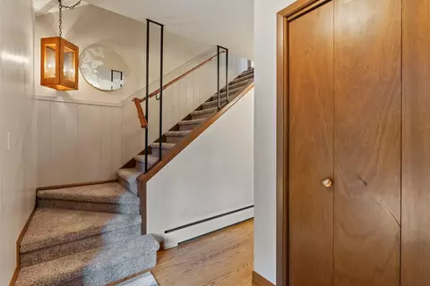 Entry Way - 1610 E 35th Ave, Spokane, WA 99203 photo 1 of 1