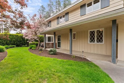 Exterior - 1610 E 35th Ave, Spokane, WA 99203 photo 3 of 8