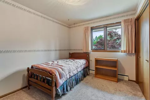 Bedroom - 1610 E 35th Ave, Spokane, WA 99203 photo 5 of 5