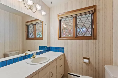Bath - 1610 E 35th Ave, Spokane, WA 99203 photo 1 of 4