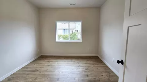 Bedroom - 8101 E Baldwin Ave, Spokane, WA 99212 photo 3 of 3
