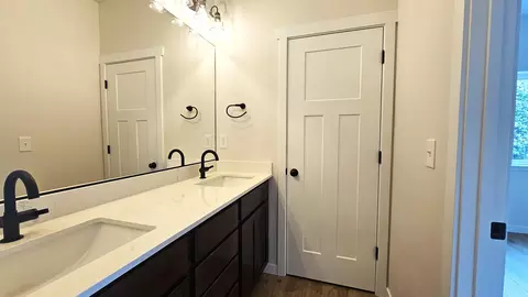 Bath - 8101 E Baldwin Ave, Spokane, WA 99212 photo 3 of 4