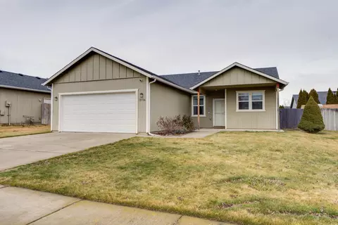 12506 W Meadow Ct, Airway Heights, WA 99001