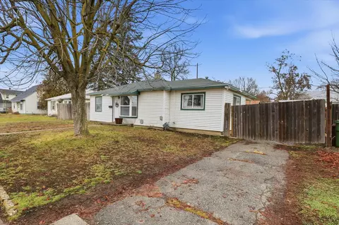 Exterior - 511 Euclid Ave, Spokane, WA 99207 photo 8 of 12