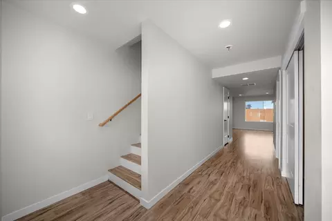 2401 E Longfellow Ave, Spokane, WA 99207 photo 4