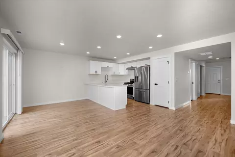 2401 E Longfellow Ave, Spokane, WA 99207 photo 6