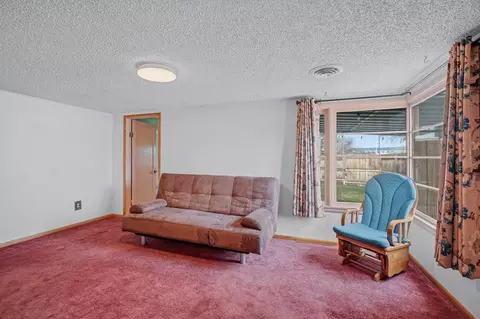 Living - 3924 E Pacific Ave, Spokane, WA 99202 photo 1 of 2
