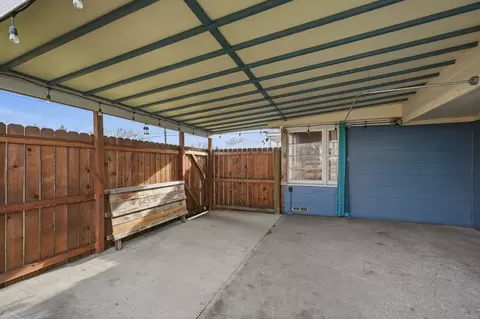Exterior - 3924 E Pacific Ave, Spokane, WA 99202 photo 3 of 11