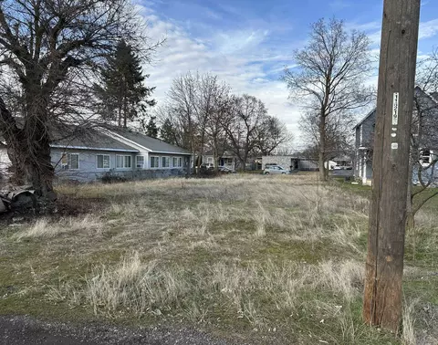1924 E Sharp Ave, Spokane, WA 99202 photo 6