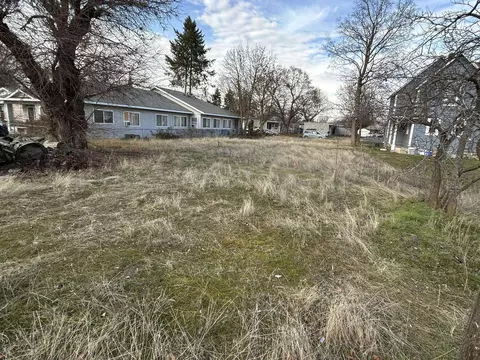 1924 E Sharp Ave, Spokane, WA 99202 photo 11