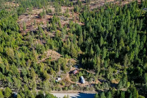 3401 Red Marble Rd, Chewelah, WA 99109