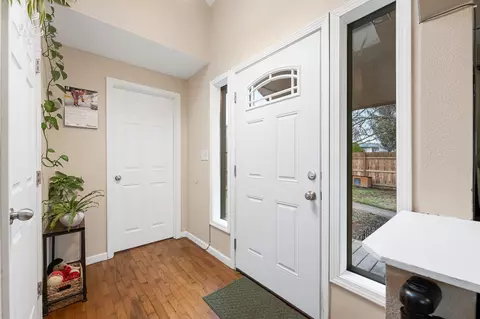 Entry Way - 1314 E Joseph Ave, Spokane, WA 99208 photo 1 of 2