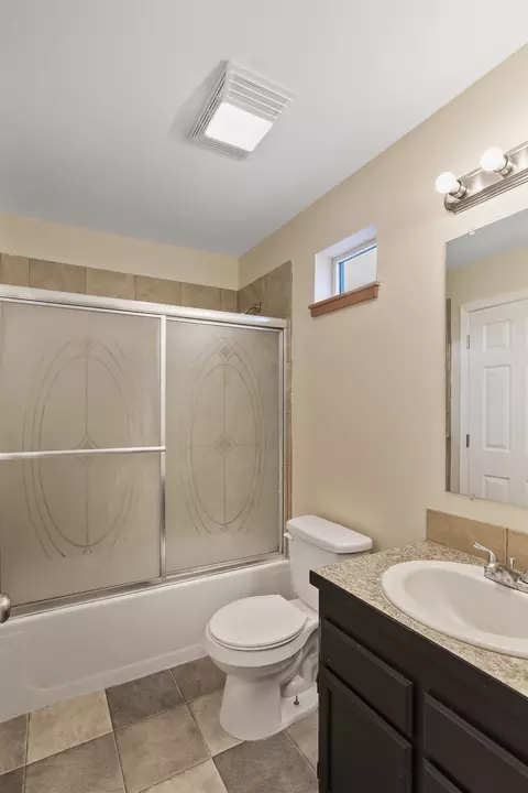Bath - 2721 E Queen Ave, Spokane, WA 99217 photo 3 of 3