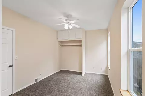 Bedroom - 2721 E Queen Ave, Spokane, WA 99217 photo 5 of 8