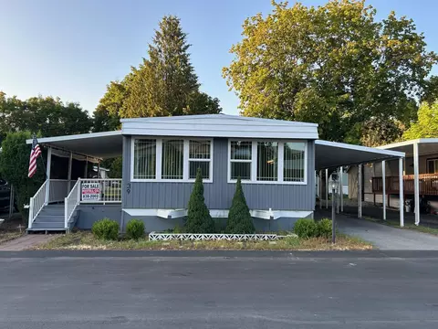 208 S Neyland St # 39, Liberty Lake, WA 99019
