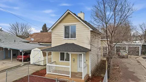 511 E Carlisle Ave, Spokane, WA 99207