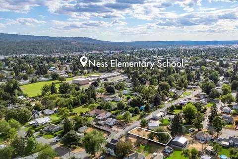 9809 E Boone Ave, Spokane Valley, WA 99206