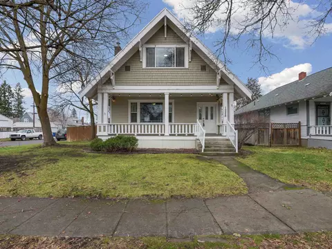 1228 W Chelan Ave, Spokane, WA 99205