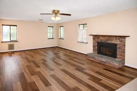 Living - 2029 E Sharp Ave, Spokane, WA 99202 photo 1 of 1