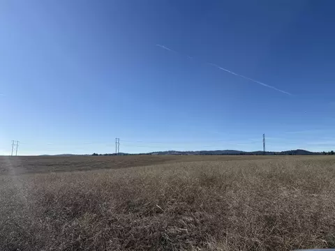 21 N Nnn N Division Ln, Colbert, WA 99005 photo 5