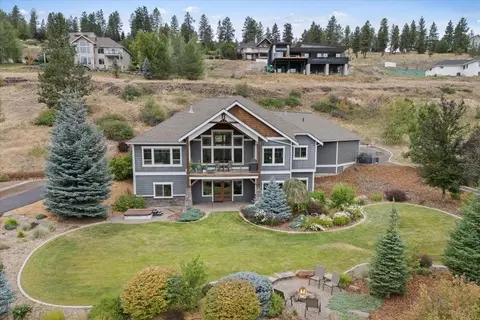 11812 S Fairway Ridge Ln, Spokane, WA 99224