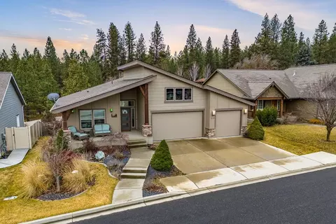 1227 W Quail Crest Ave, Spokane, WA 99224