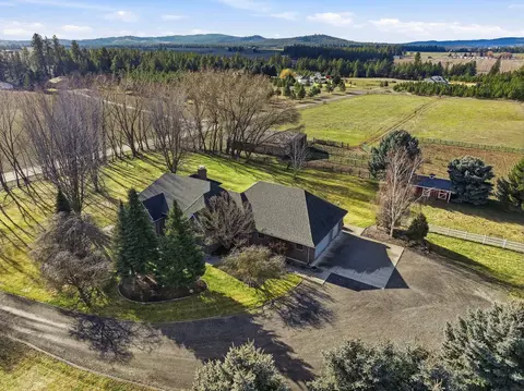 507 E Ziegler Ln, Colbert, WA 99005
