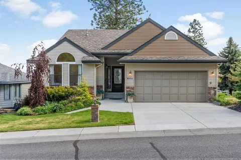 8904 E Boardwalk Ln, Spokane, WA 99212