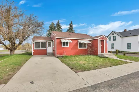 1032 Morgan St, Davenport, WA 99122