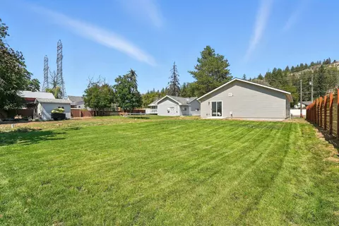 Exterior - 4720 E Frederick Ave, Spokane, WA 99217 photo 3 of 6