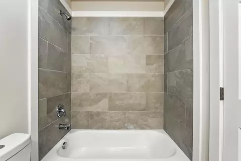Bath - 4720 E Frederick Ave, Spokane, WA 99217 photo 4 of 4