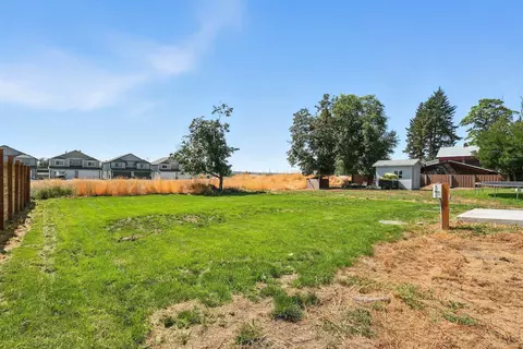 Exterior - 4720 E Frederick Ave, Spokane, WA 99217 photo 2 of 6