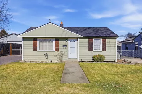 1411 E Nebraska Ave, Spokane, WA 99208