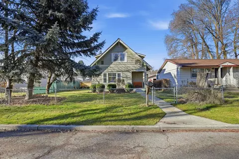 708 S Ralph St, Spokane, WA 99202