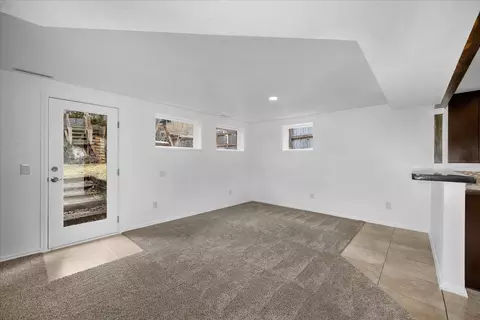 Living - 1307 S Crestline St, Spokane, WA 99202 photo 7 of 7