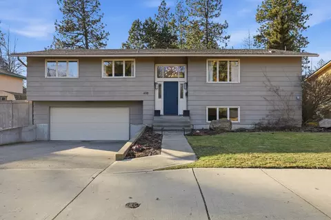 4118 S Crestline St, Spokane, WA 99203